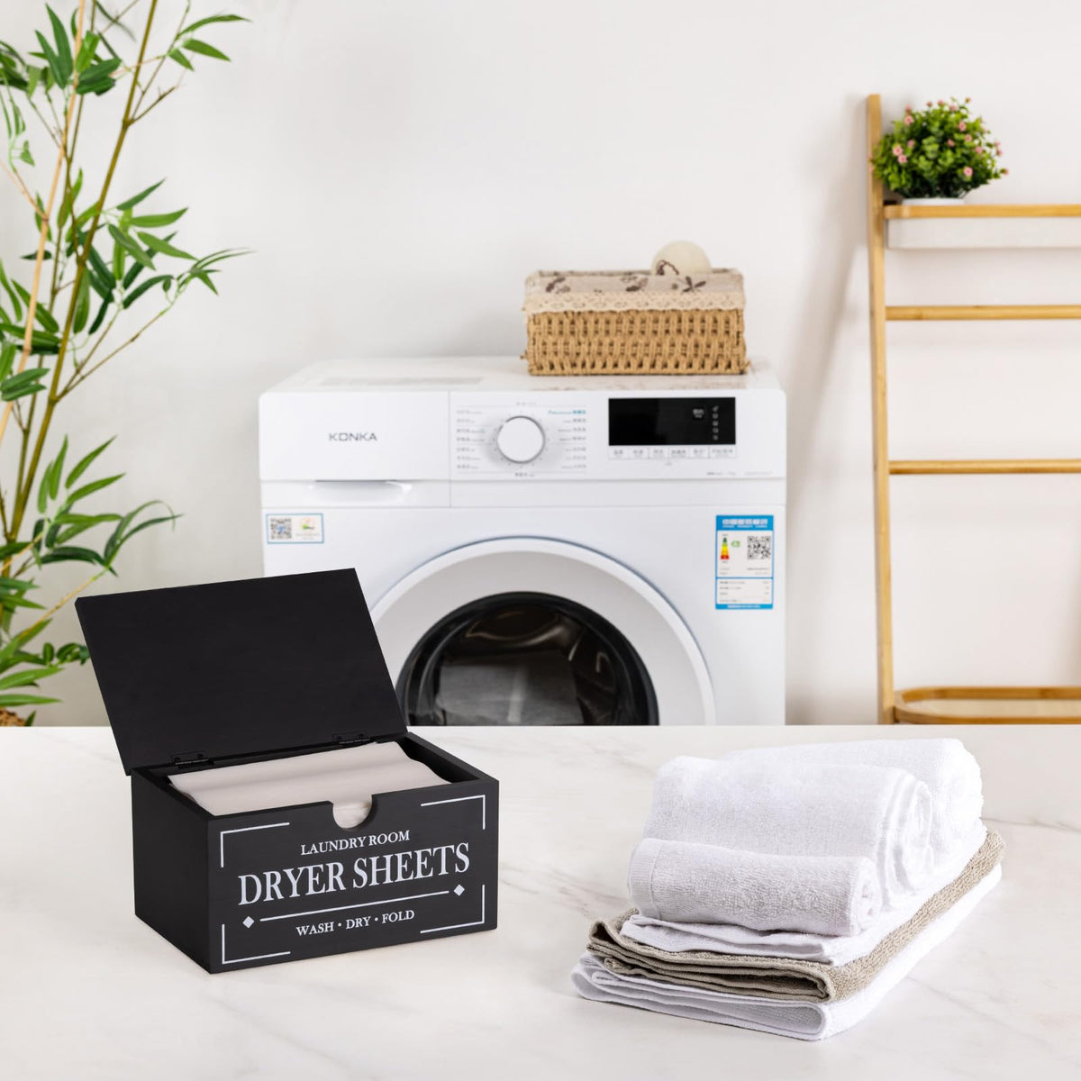 Black Dryer Sheet Holder with Lid C3368