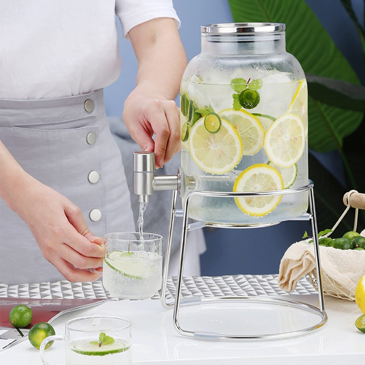 Large-capacity Glass Pitcher with Lid and Faucet H719