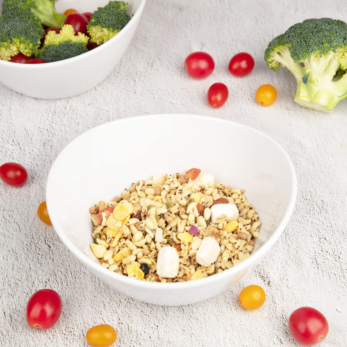 8 in White Ceramic Soup and Salad Bowls Set of 4 L847