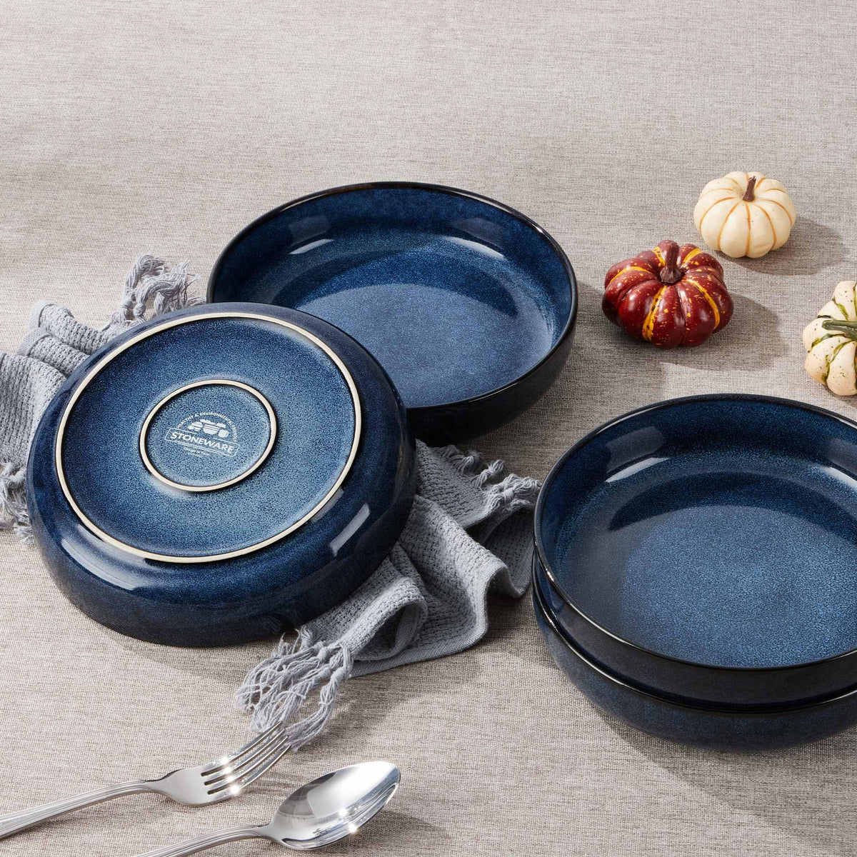 Stoneware Pasta Bowls Set of 4, 35oz Ceramic Bowls, Sapphire Blue V478788